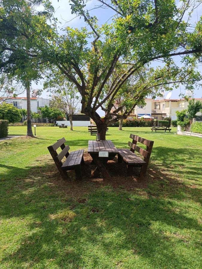 Eros Maisonette In Latchi Area Just 700 Meters Or One-Minute Drive From Polis Municipal Beach Exterior foto